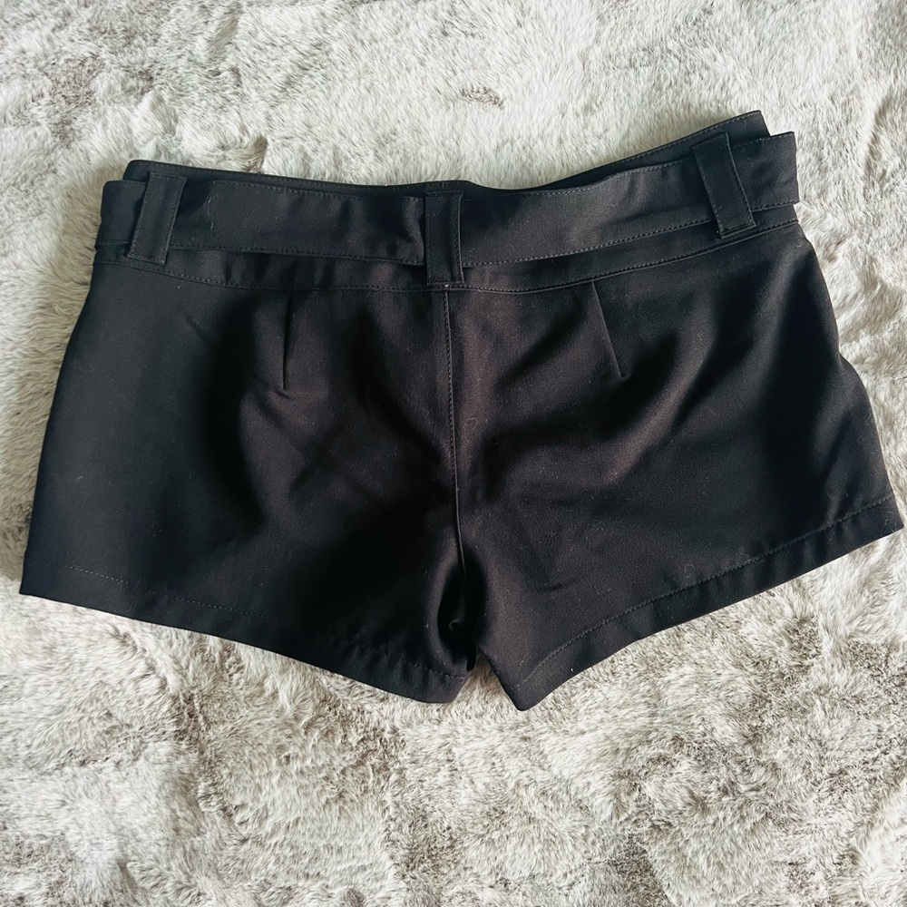 Guess shorts (size 26) - Picture 3 of 3
